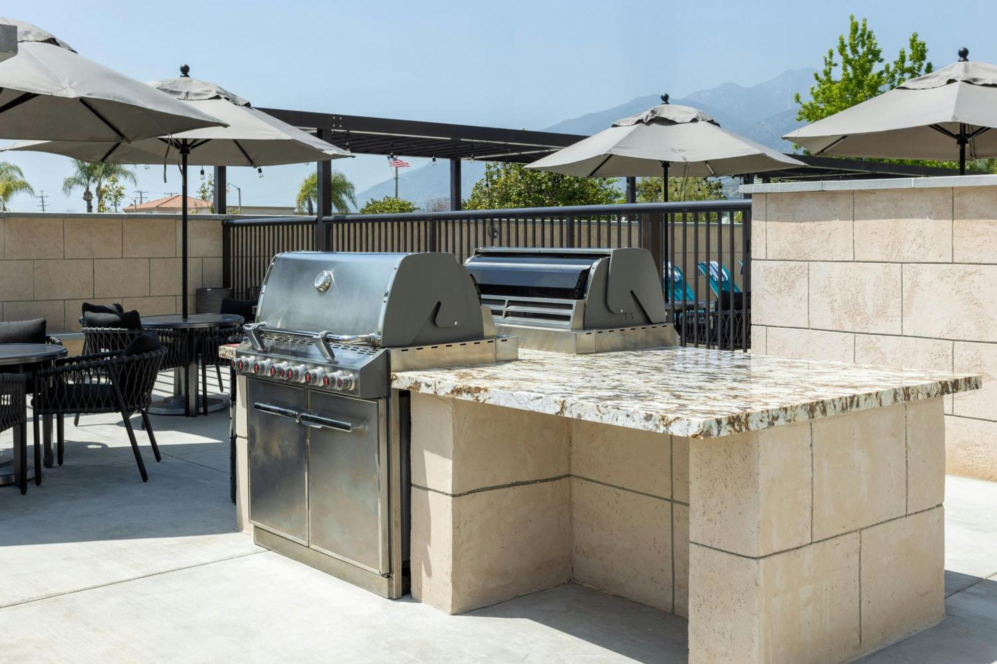 Towneplace Suites By Marriott Monrovia Exterior photo